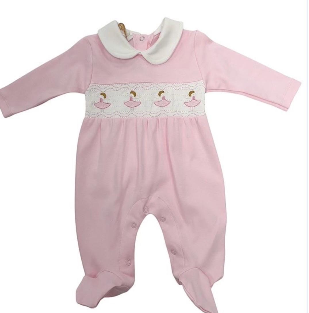 Baby Pink Hand-Smocked Ballerina Sleepsuit – Classic Spanish Style (0–9M)