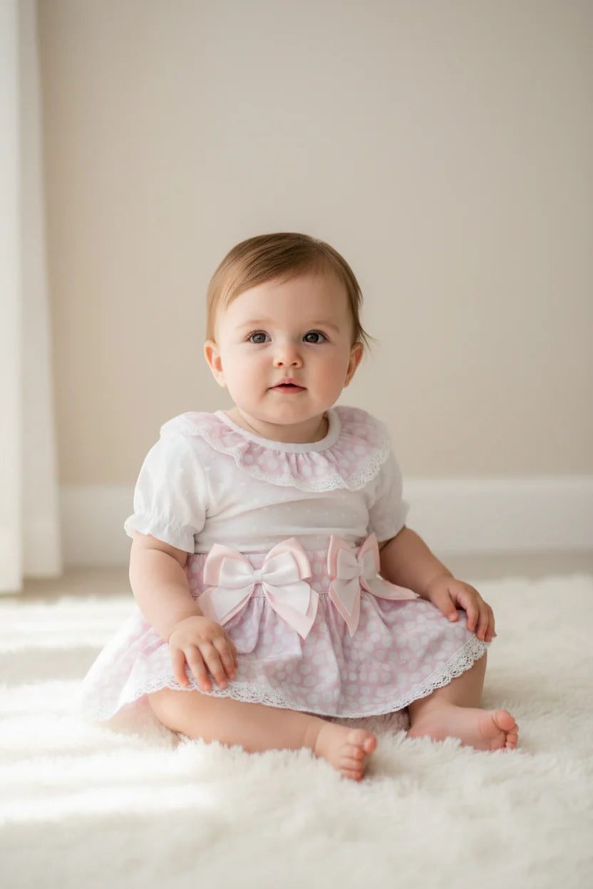 Lace and bow skirt set
