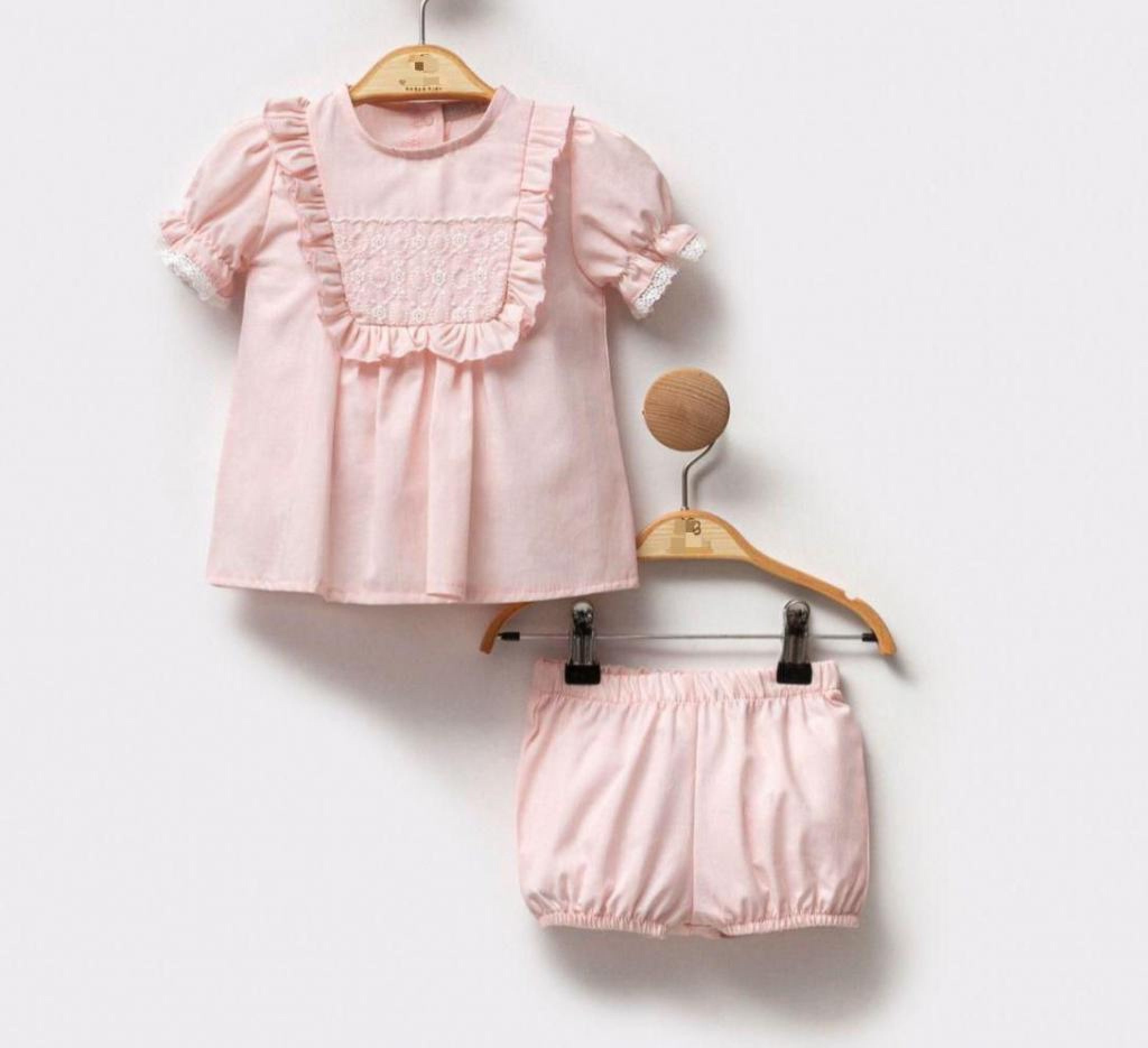 Embroidery top and bloomers set
