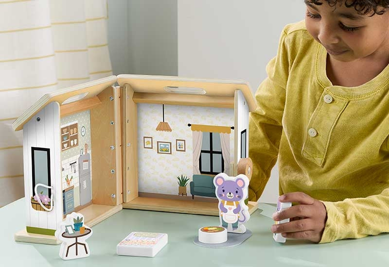 Wooden on the go Playhouse